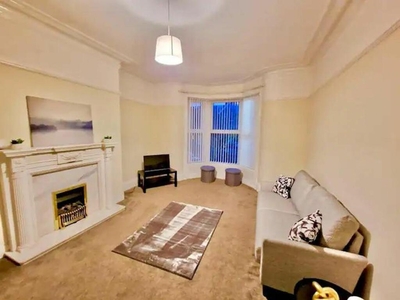 6 bedroom terraced house for rent in Cleveland Road, Bradford, BD9