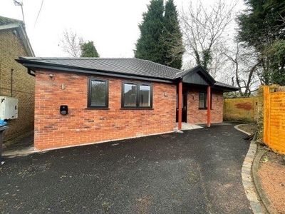 Bungalow to rent in Acorn Close, Walsall WS6