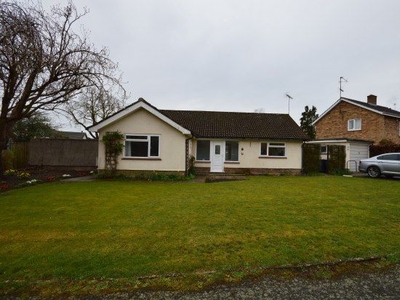 Detached bungalow to rent in St. Andrews Close, Cambridge CB22