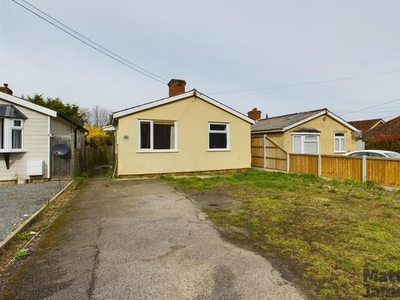 Detached bungalow to rent in Waldingfield Road, Sudbury CO10