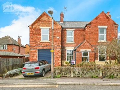 Detached house for sale in Canal Side, Beeston, Nottingham, Nottinghamshire NG9