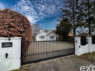 Detached house for sale in Newlands Lane, Meopham, Kent DA13