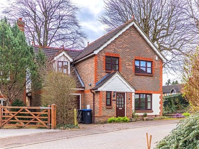 Detached house for sale in Regent Close, Kings Langley, Hertfordshire WD4