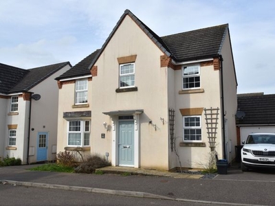 Detached house to rent in Cambridge Way, Cullompton, Devon EX15