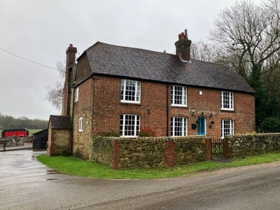 Detached house to rent in Clacket Lane, Westerham, Kent TN16
