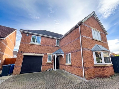 Detached house to rent in Knightley Way, Kingswood, Hull HU7