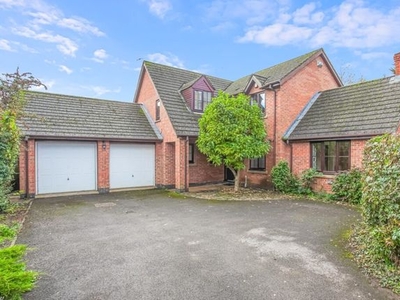 Detached house to rent in Ludford Gardens, Banbury, Oxon OX15