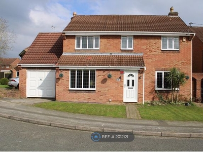 Detached house to rent in Newbridge Close, Ilkeston DE7