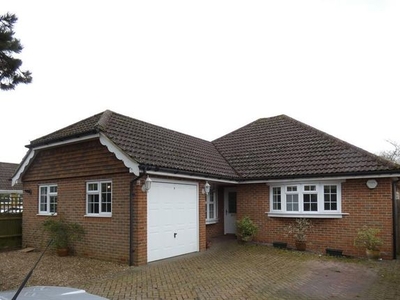 Detached house to rent in Warmlake Road, Chart Sutton, Kent ME17