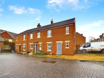 End terrace house to rent in Kingfisher Grove, Three Mile Cross, Reading, Berkshire RG7