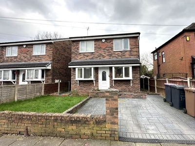 Flat for sale in Gore Crescent, Salford, Manchester M5
