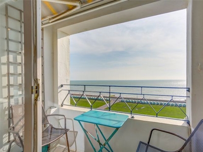 Flat for sale in Kings Gardens, Hove, East Sussex BN3