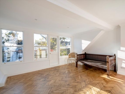 Flat for sale in Strathmore Gardens, London W8