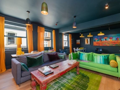 Flat for sale in Weymouth Mews, London W1G