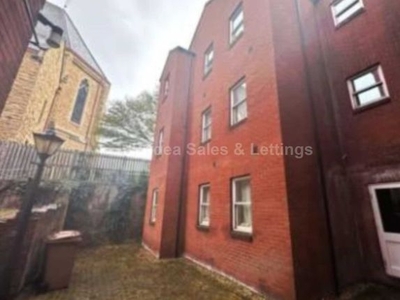 Flat to rent in 29 Broadgate, Lincoln LN2