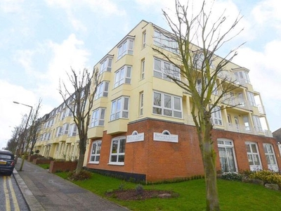 Flat to rent in Burleigh Court, 380 Station Road, Westcliff-On-Sea, Essex SS0