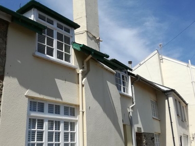 Flat to rent in Chapel Street, Sidmouth EX10