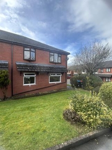 Flat to rent in Fernleigh, Northwich CW8