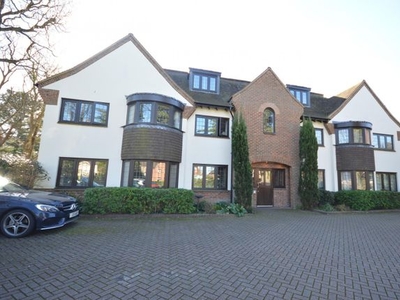 Flat to rent in Flat 9 Paveley House, Fishbourne Road East, Chichester, West Sussex PO19