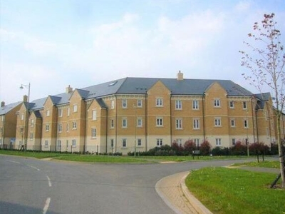 Flat to rent in Harvester Court, Carterton OX18