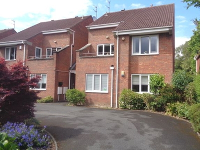 Flat to rent in Newland Park, Hull HU5