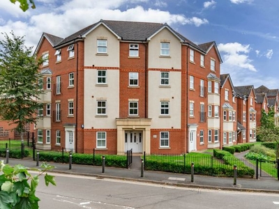 Flat to rent in Trefoil Gardens, Amblecote, Stourbridge, West Midlands DY8