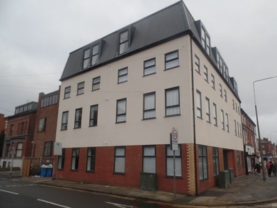 Flat to rent in West Derby Road, Anfield, Liverpool L6