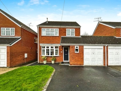 Link-detached house for sale in Usulwall Close, Eccleshall, Stafford, Staffordshire ST21