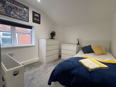 Room to rent in Telford Street, Bensham, Gateshead NE8