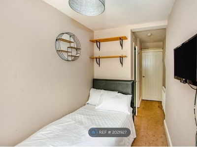 Room to rent in Tiverton Road, Birmingham B29