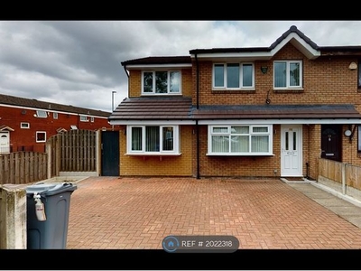 Semi-detached house to rent in Addison Close, Manchester M13