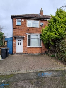 Semi-detached house to rent in Bath Street, Leicester LE4