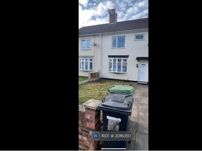 Semi-detached house to rent in Dickinson Avenue, Wolverhampton WV10