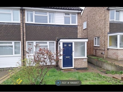 Semi-detached house to rent in Hatch Road, Pilgrims Hatch, Brentwood CM15