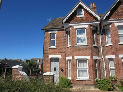 Studio apartment for rent in Canford Road, Poole , BH15