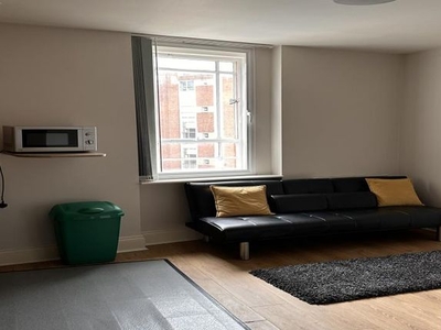 Studio to rent in Guildhall Walk, Portsmouth, Dd PO1