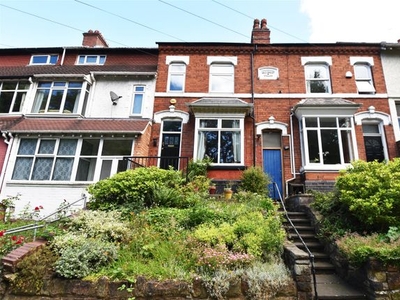 Terraced house to rent in Avenue Road, Kings Heath, Birmingham, West Midlands B14