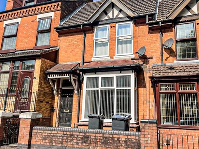 Terraced house to rent in Beaconsfield Road, Balsall Heath, Birmingham B12
