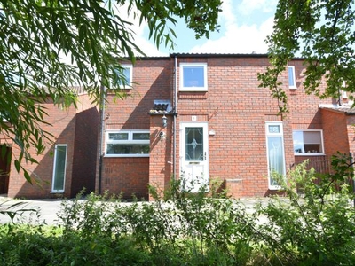 Terraced house to rent in Brooke Road, Princes Risborough, Buckinghamshire HP27