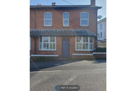 Terraced house to rent in Church Street, Dawlish EX7