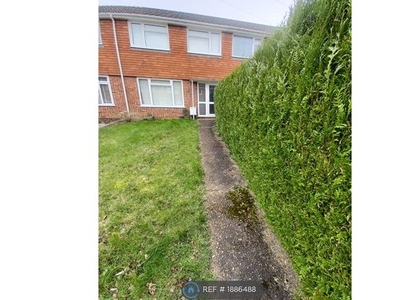 Terraced house to rent in Hanover Place, Canterbury CT2