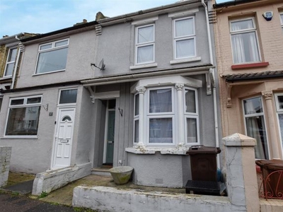 Terraced house to rent in Louisville Avenue, Gillingham, Kent ME7