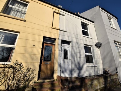 Terraced house to rent in Old London Road, Hastings TN35