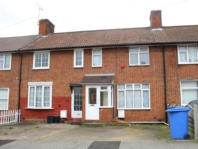 Terraced house to rent in Widecombe Road, Mottingham SE9