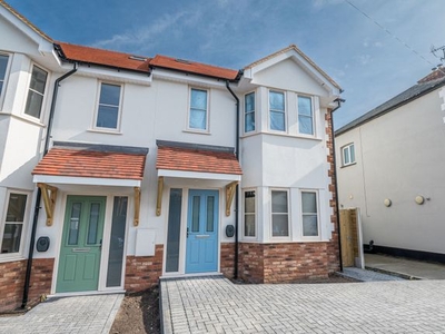 Town house for sale in Elmsleigh Drive, Leigh On Sea SS9