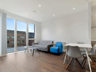 1 bedroom apartment for rent in 9 Frobisher Yard, London, E16