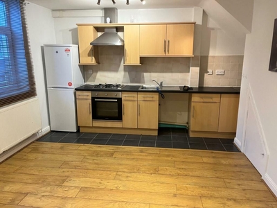 1 bedroom apartment for rent in Carlisle Street, Cardiff, CF24