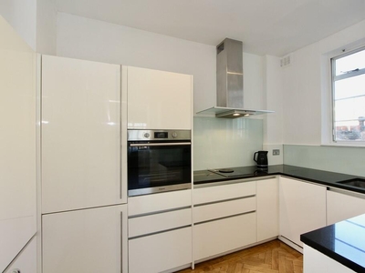 1 bedroom apartment for rent in Crompton Court, Chelsea, SW3
