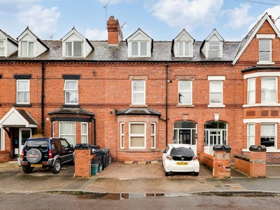1 bedroom flat for rent in 15 Halkyn Road, Hoole, CH2