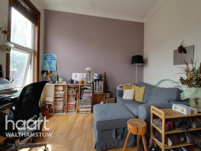 1 bedroom flat for rent in Coppermill Lane, Walthamstow, E17